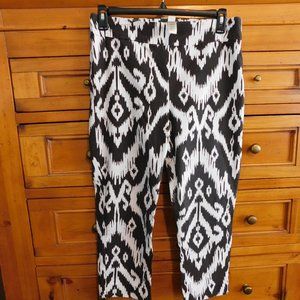Chico's So Slimming Crop Pants Black and White 2.5